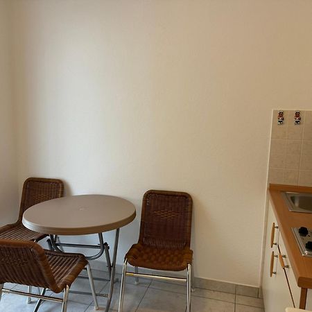 House 100M From The Beach With Free Parking And Breakfast Baška Voda Eksteriør billede