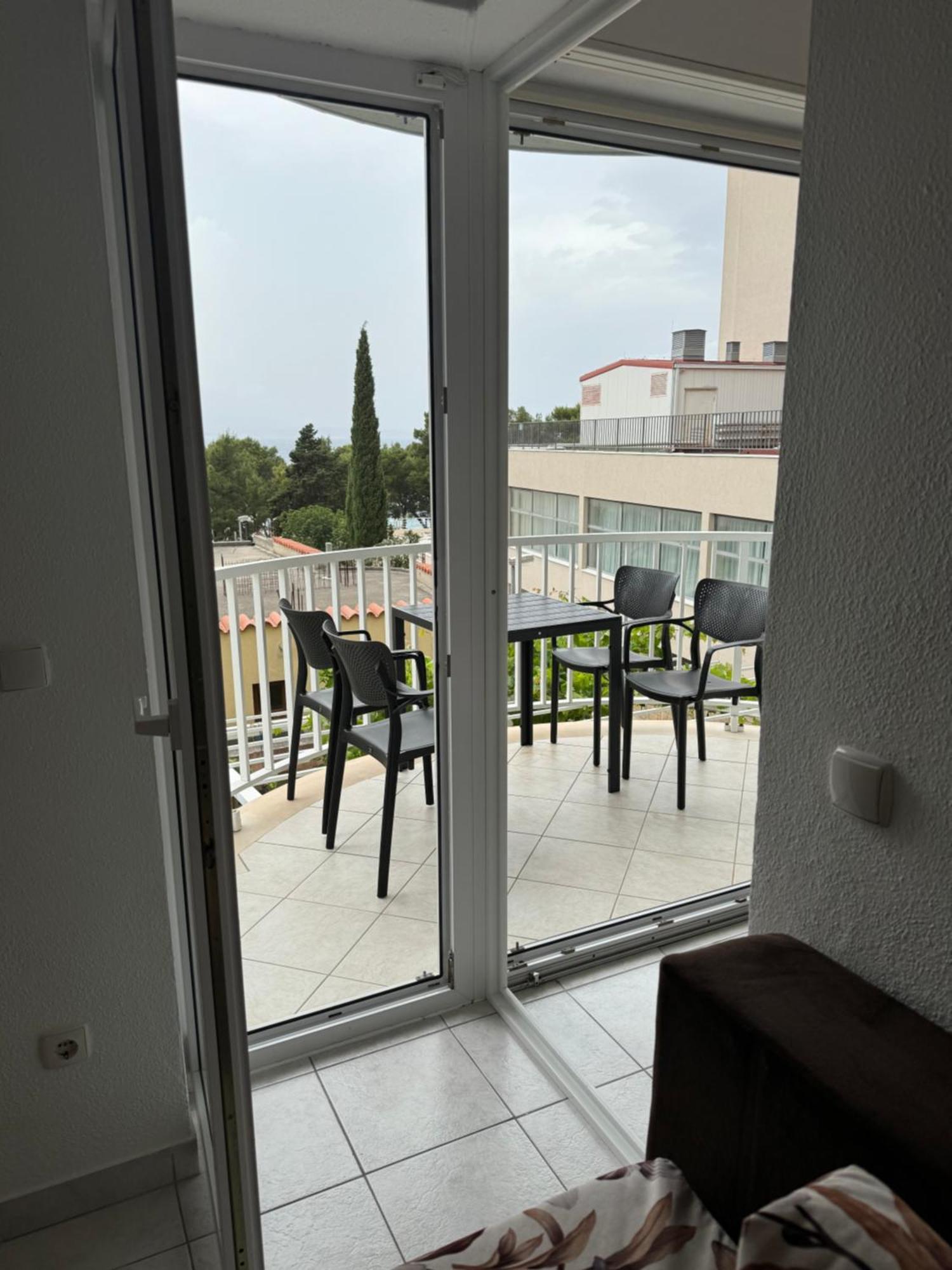 House 100M From The Beach With Free Parking And Breakfast Baška Voda Eksteriør billede